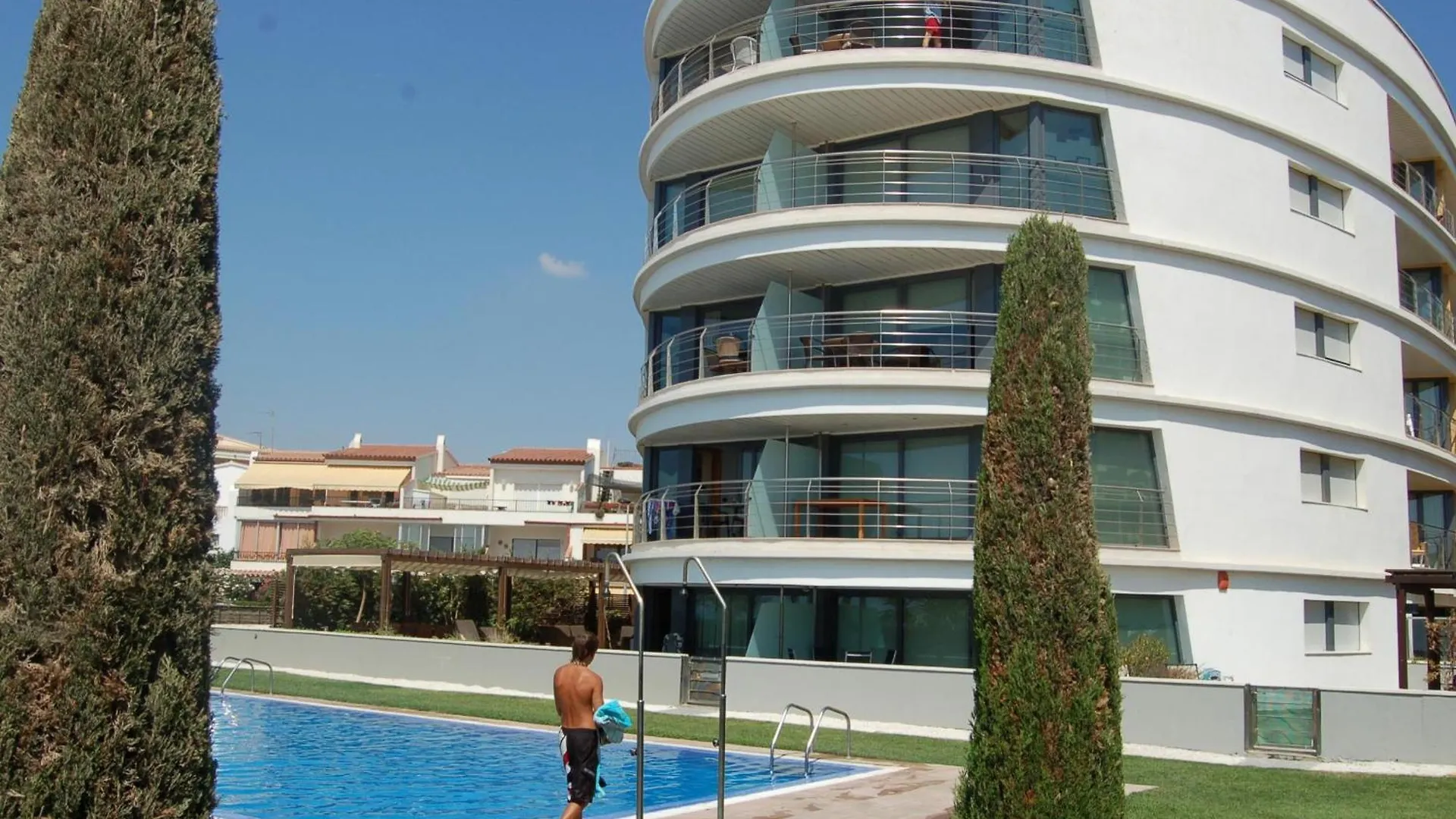 Lägenhet Apartamento En Roses: Frente Al Mar, Terraza, Piscina, Aire Acondicionado Y Wifi - Es-228-103 Spanien